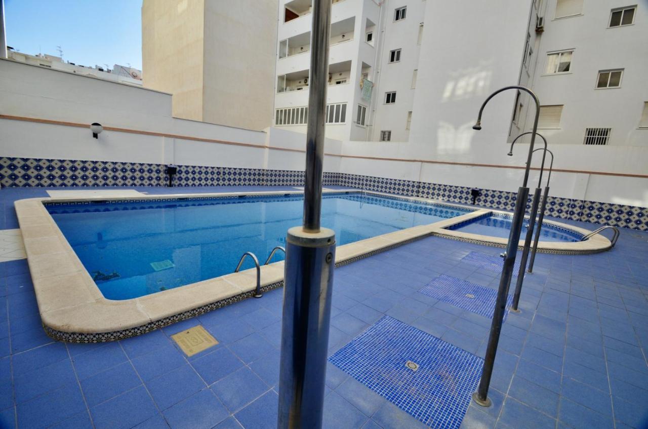01 Calm Down And Relax Apartment Torrevieja Luaran gambar